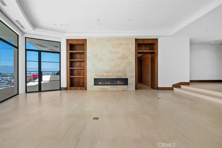 1523 Dolphin, Corona Del Mar, California 92625