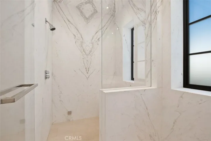 1523 Dolphin, Corona Del Mar, California 92625