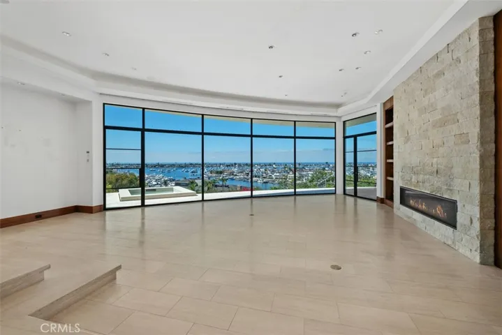 1523 Dolphin, Corona Del Mar, California 92625
