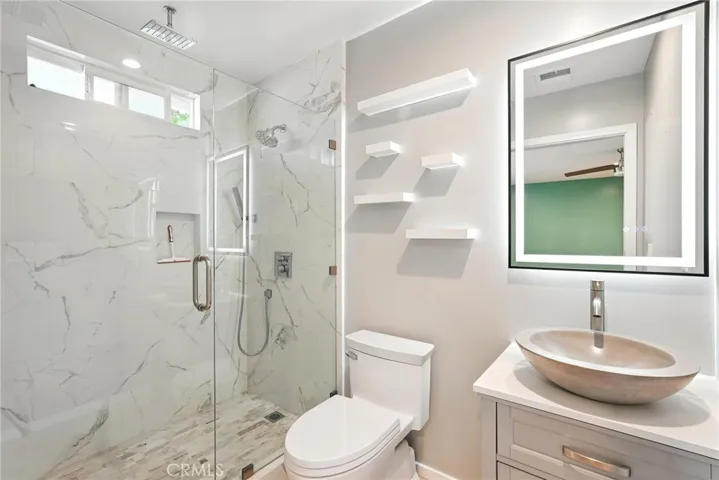 16514 Index, Granada Hills, California 91344