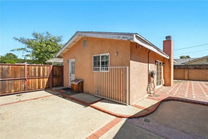 16514 Index, Granada Hills, California 91344