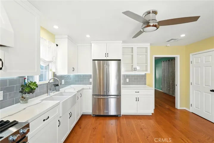16514 Index, Granada Hills, California 91344