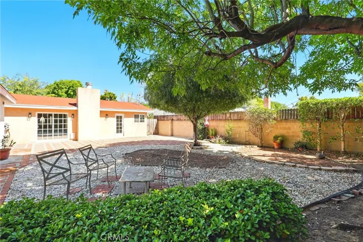 16514 Index, Granada Hills, California 91344