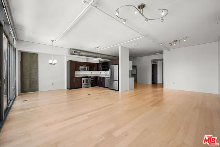 1100 S Hope Street 1410, Los Angeles, California 90015