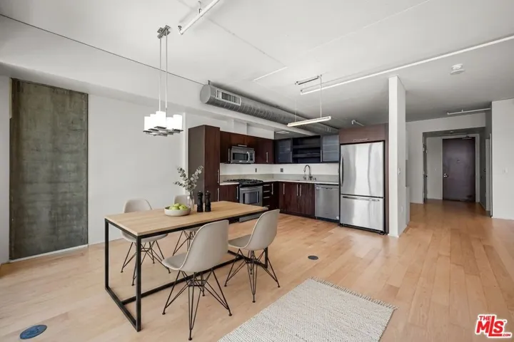 1100 S Hope Street 1410, Los Angeles, California 90015