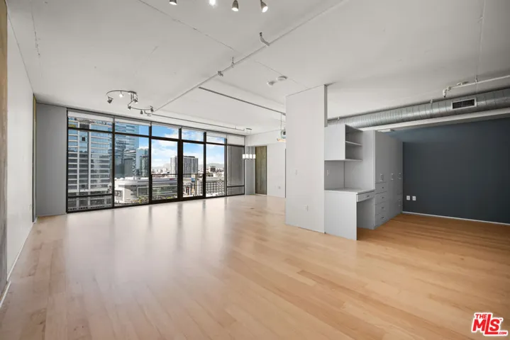 1100 S Hope Street 1410, Los Angeles, California 90015