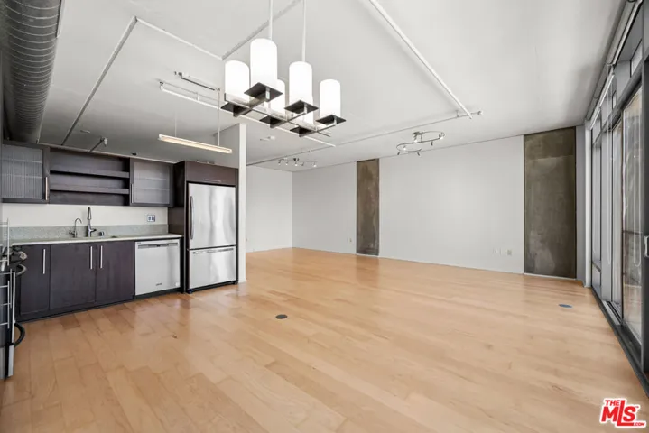 1100 S Hope Street 1410, Los Angeles, California 90015