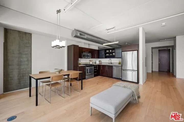 1100 S Hope Street 1410, Los Angeles, California 90015