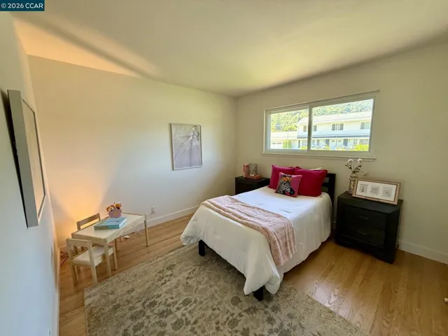 423 Deerfield Dr, Moraga, California 94556