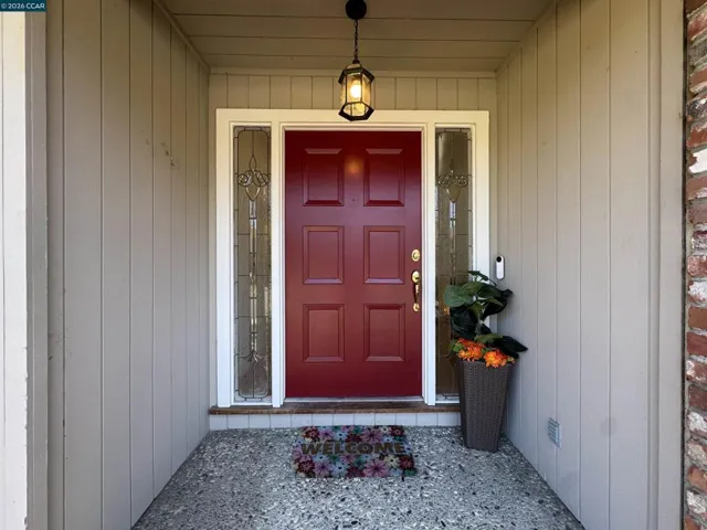 423 Deerfield Dr, Moraga, California 94556