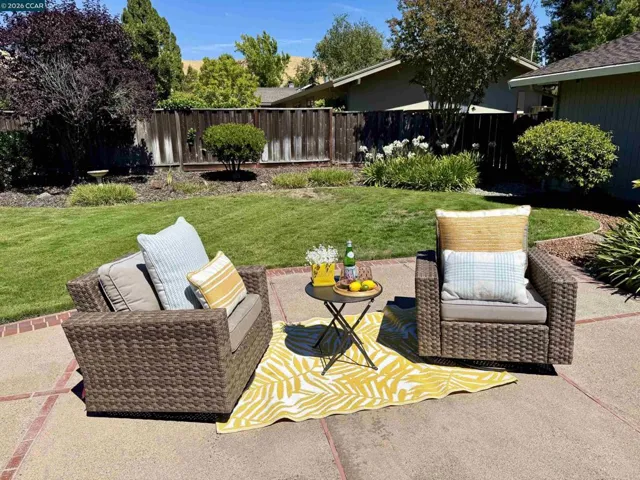 423 Deerfield Dr, Moraga, California 94556