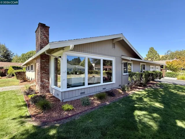 423 Deerfield Dr, Moraga, California 94556