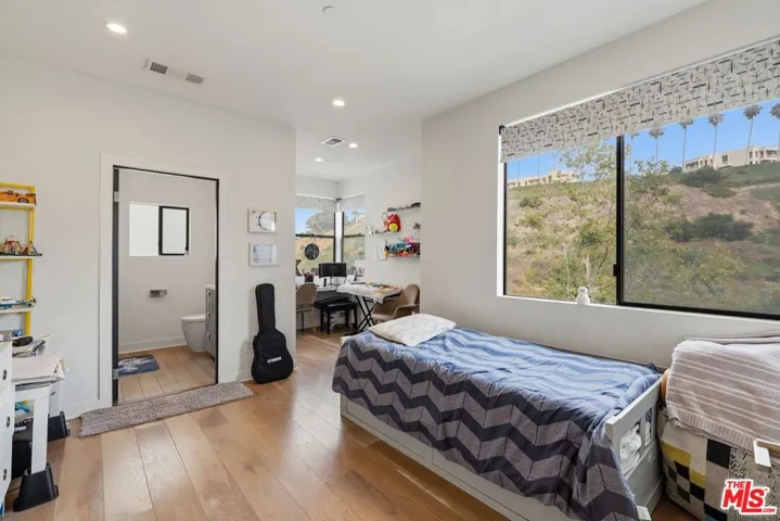 12911 Bluff Creek Drive, Playa Vista, California 90094