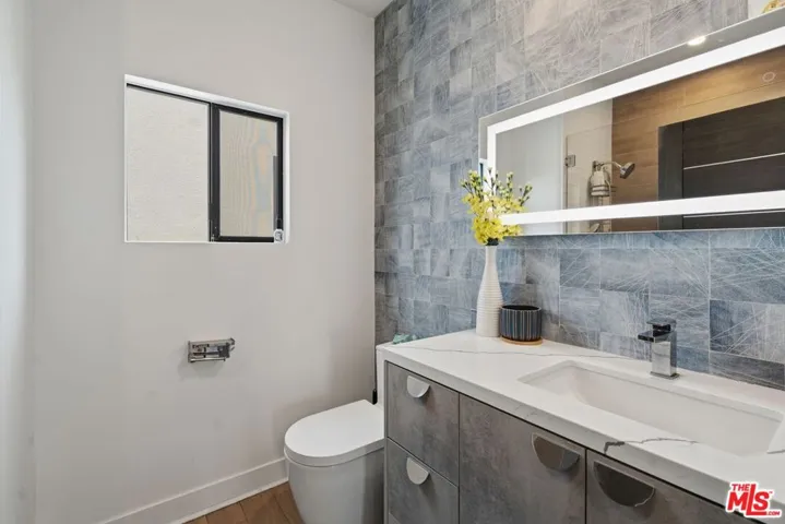 12911 Bluff Creek Drive, Playa Vista, California 90094