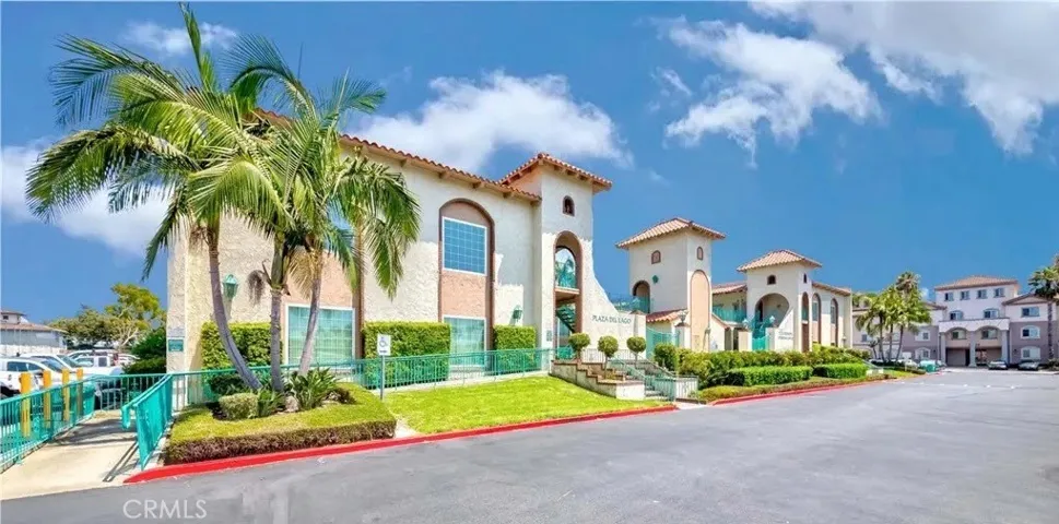 PDL - Exterior view