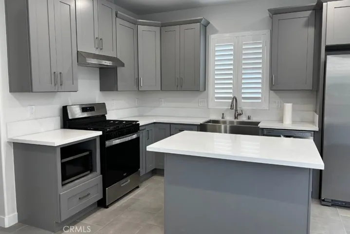 2491 W Harriet B, Anaheim, California 92804