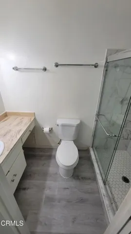 09-Primary bathroom