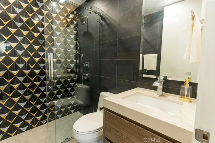 8148 Gould Avenue, Los Angeles, California 90046