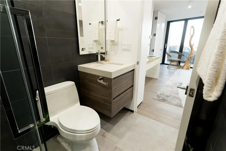 8148 Gould Avenue, Los Angeles, California 90046
