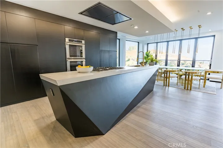 8148 Gould Avenue, Los Angeles, California 90046