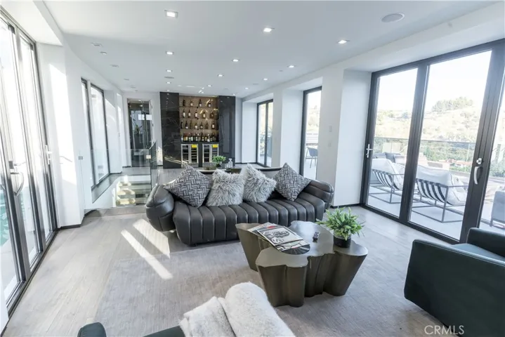 8148 Gould Avenue, Los Angeles, California 90046