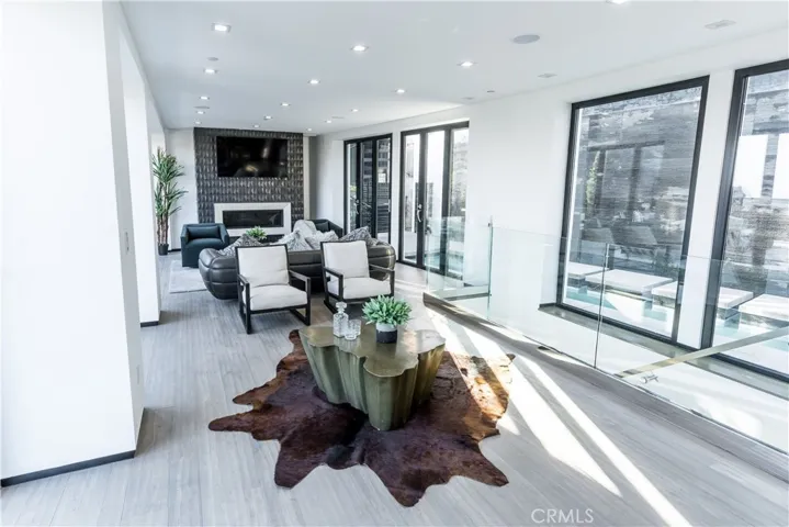 8148 Gould Avenue, Los Angeles, California 90046