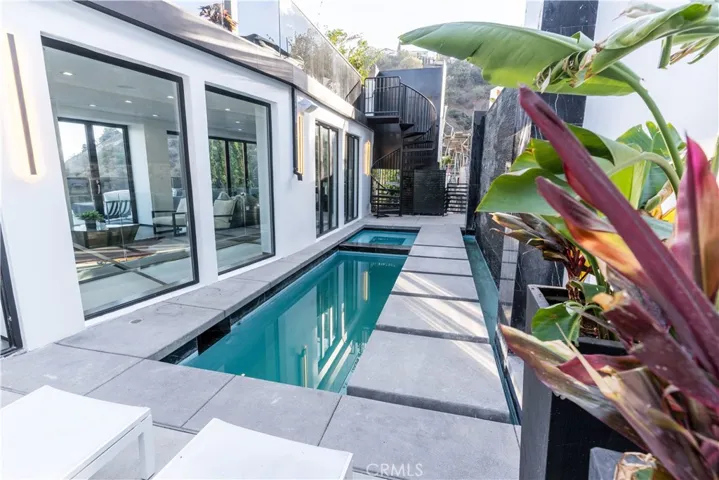 8148 Gould Avenue, Los Angeles, California 90046