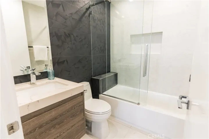 8148 Gould Avenue, Los Angeles, California 90046