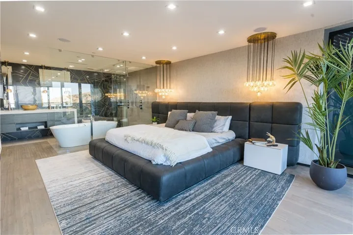 8148 Gould Avenue, Los Angeles, California 90046