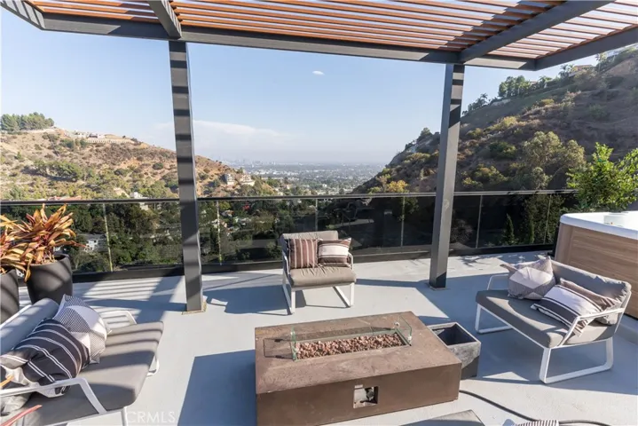 8148 Gould Avenue, Los Angeles, California 90046