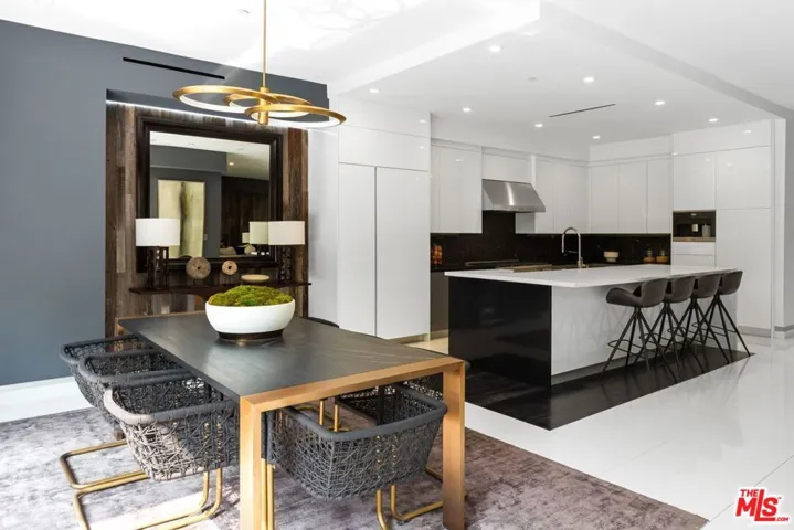 1849 Coldwater Canyon Drive, Beverly Hills, California 90210