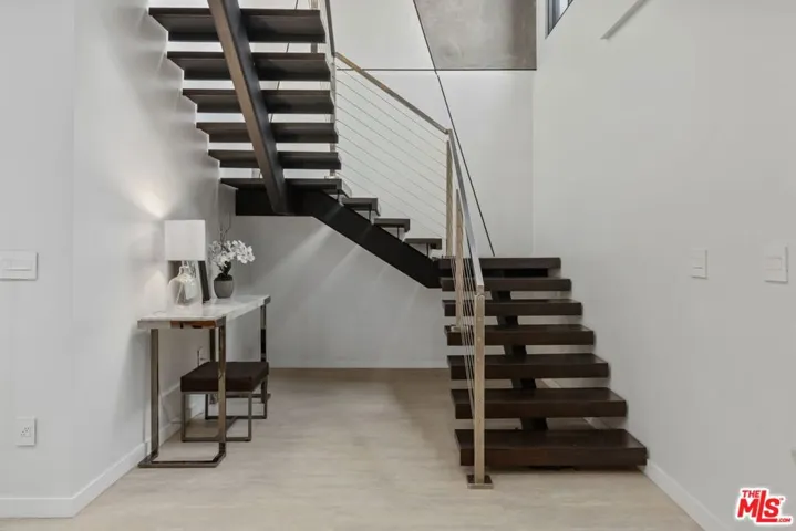 1849 Coldwater Canyon Drive, Beverly Hills, California 90210
