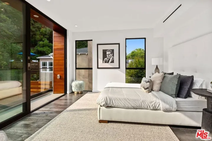 1849 Coldwater Canyon Drive, Beverly Hills, California 90210