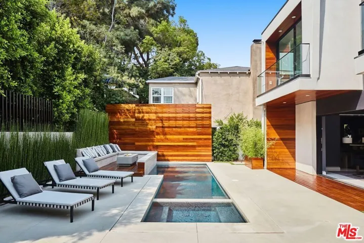 1849 Coldwater Canyon Drive, Beverly Hills, California 90210