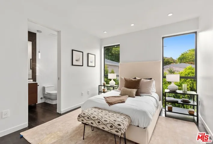 1849 Coldwater Canyon Drive, Beverly Hills, California 90210