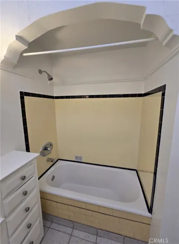 5740 California, Long Beach, California 90805