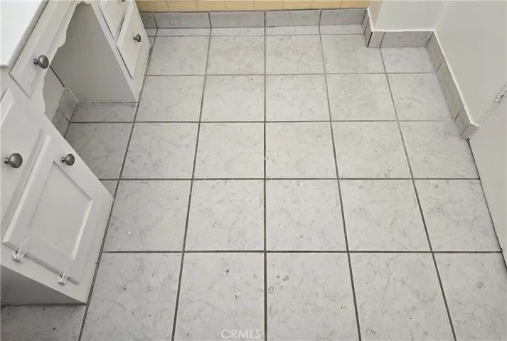 5740 California, Long Beach, California 90805