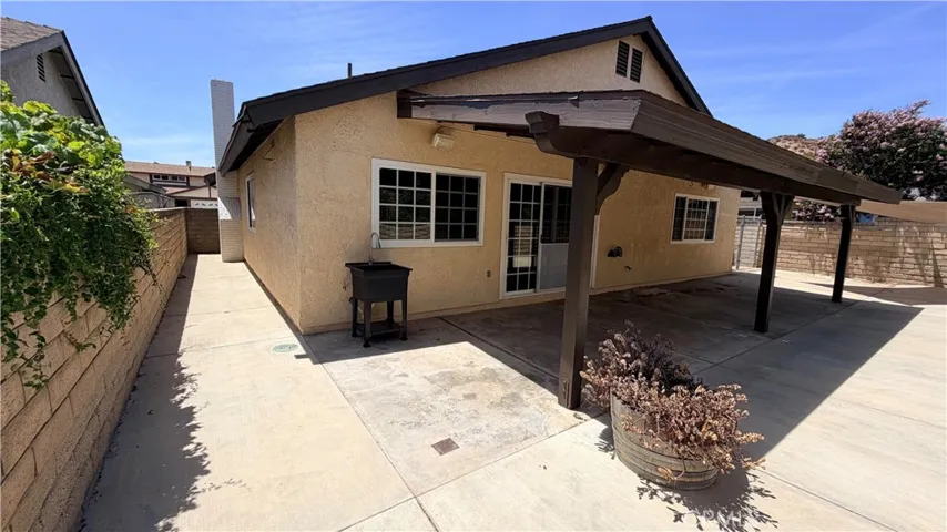21617 Turmeric Court, Saugus, California 91350
