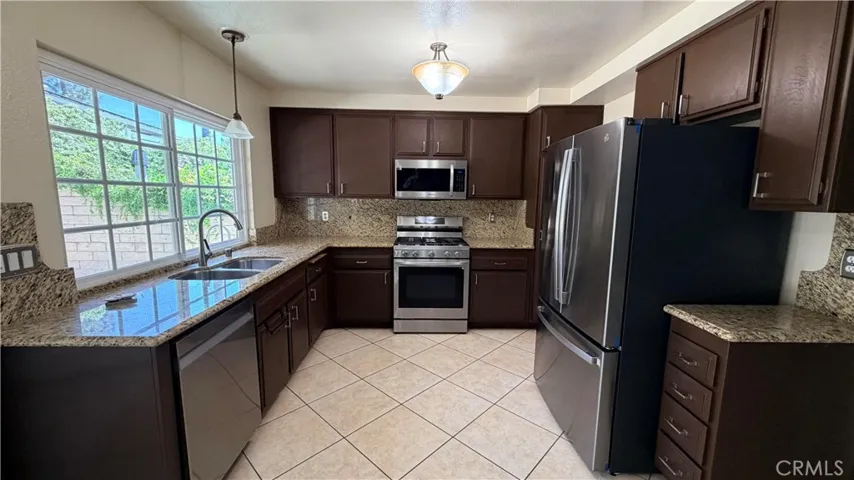 21617 Turmeric Court, Saugus, California 91350