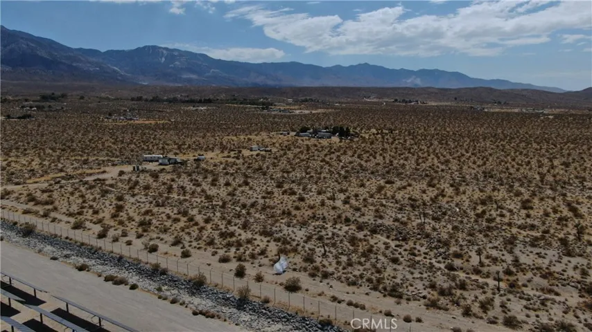 8001 Fairlane Road, Lucerne Valley, California 92356