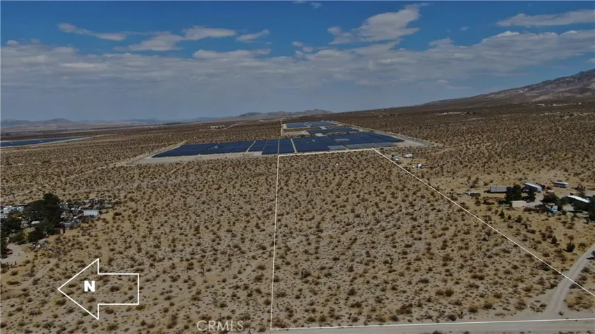 8001 Fairlane Road, Lucerne Valley, California 92356