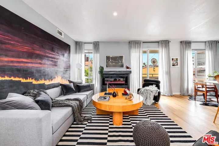 1310 N Detroit Street 206, Los Angeles, California 90046