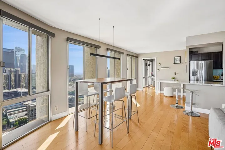 800 W 1st Street 2805, Los Angeles, California 90012