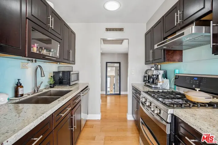 800 W 1st Street 2805, Los Angeles, California 90012