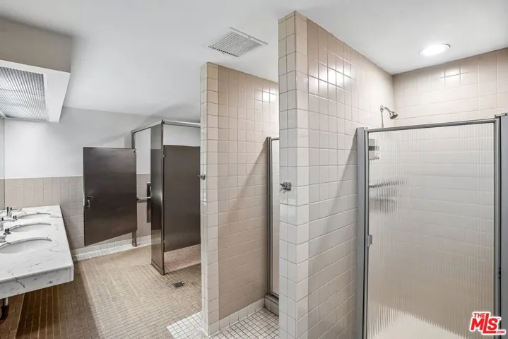 800 W 1st Street 2805, Los Angeles, California 90012
