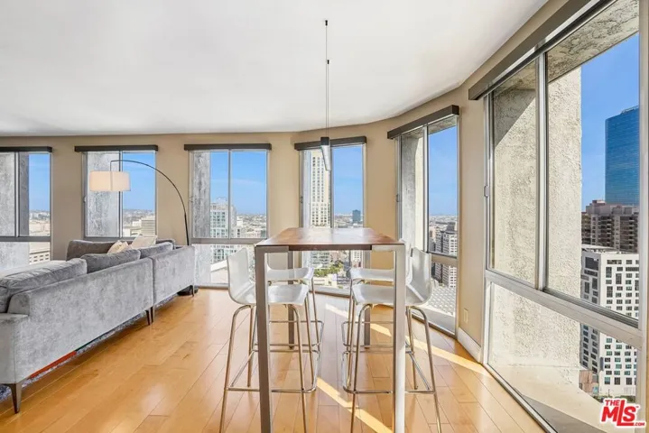 800 W 1st Street 2805, Los Angeles, California 90012