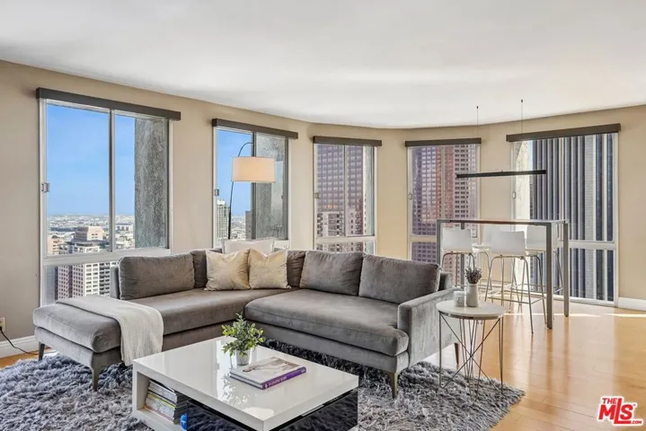800 W 1st Street 2805, Los Angeles, California 90012