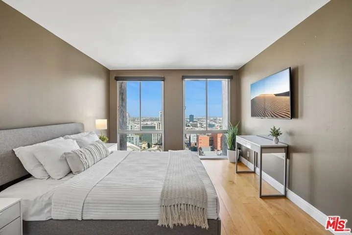 800 W 1st Street 2805, Los Angeles, California 90012