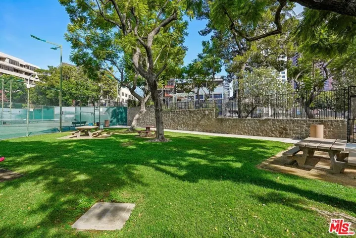 800 W 1st Street 2805, Los Angeles, California 90012