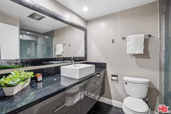 800 W 1st Street 2805, Los Angeles, California 90012
